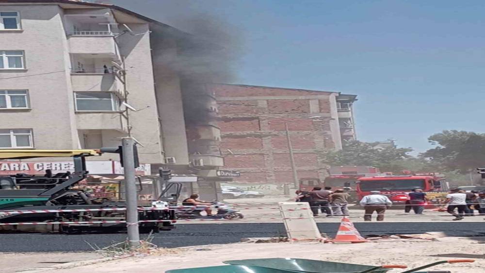 Elazığ&rsquo;da ev yangını s&ouml;nd&uuml;r&uuml;ld&uuml;
