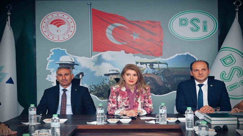 Altyapı, sulama ve i&ccedil;me suyu yatırımlarına yakın takip
