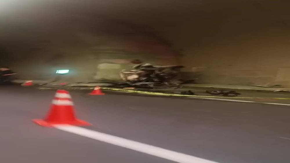 Demirkapı T&uuml;neli&rsquo;nde feci kaza: Yaşlı &ccedil;ift hayatını kaybetti
