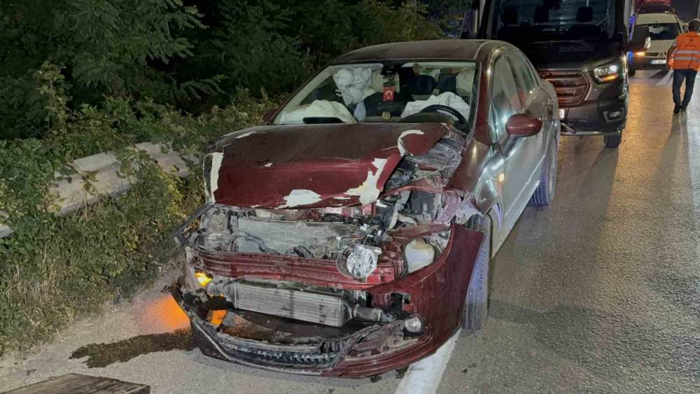 Samsun&rsquo;da 4 ara&ccedil;lı zincirleme kaza: 5 yaralı

