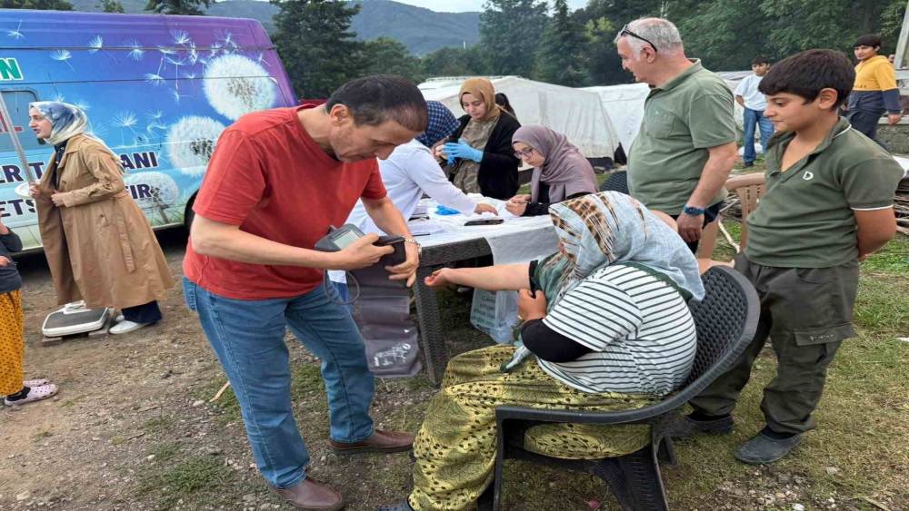 &Ccedil;arşamba&rsquo;da mevsimlik tarım iş&ccedil;ilerine sağlık taraması
