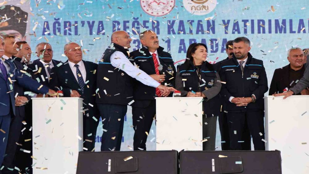 Ağrı&rsquo;da altyapı ve sanayiye y&ouml;nelik dev yatırımlar hizmete alındı
