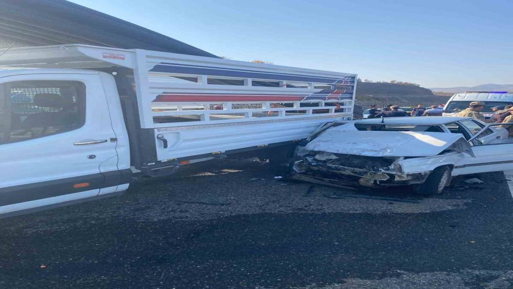 Solhan’da trafik kazası: 1 ölü, 3 yaralı
