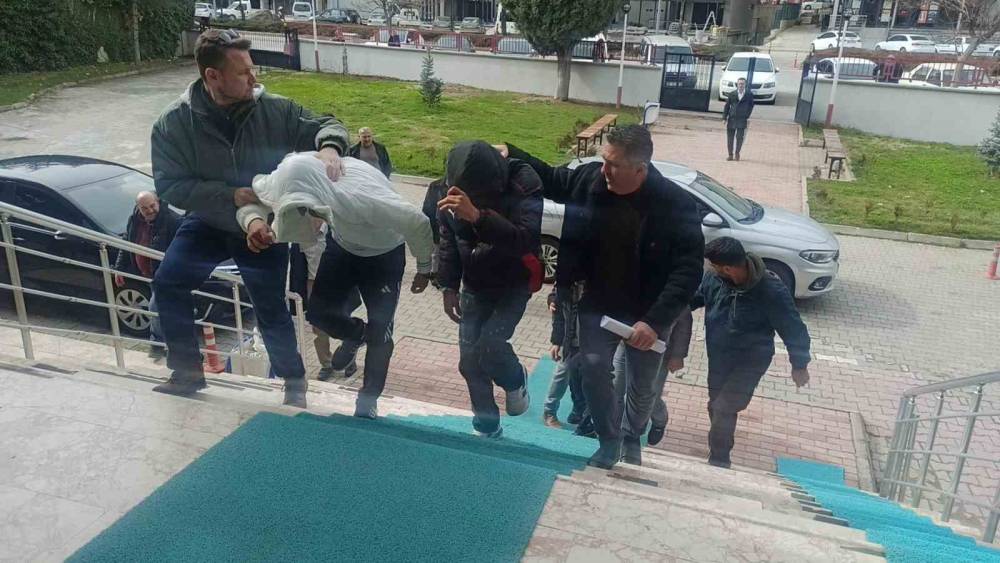 Seydişehir&rsquo;de uyuşturucu operasyonu: 3 tutuklama
