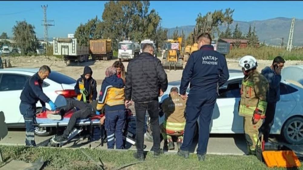 Antakya&rsquo;da trafik kazası: 1 yaralı
