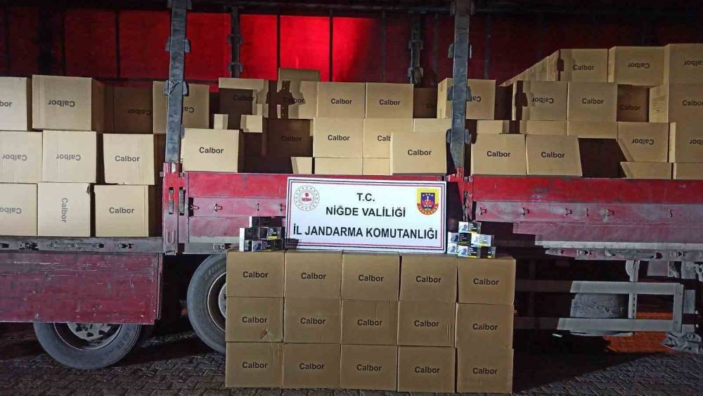 Niğde&rsquo;de 8 milyon 800 bin ka&ccedil;ak sigara ele ge&ccedil;irildi
