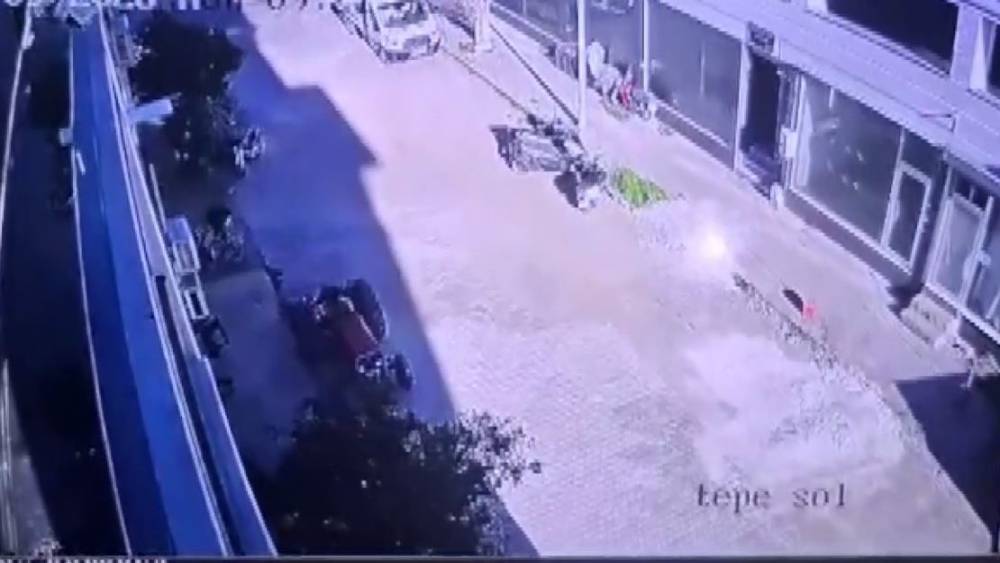 Buldan&rsquo;daki 5.1&rsquo;lik deprem ve art&ccedil;ı sarsıntılar g&uuml;venlik kamerasına yansıdı
