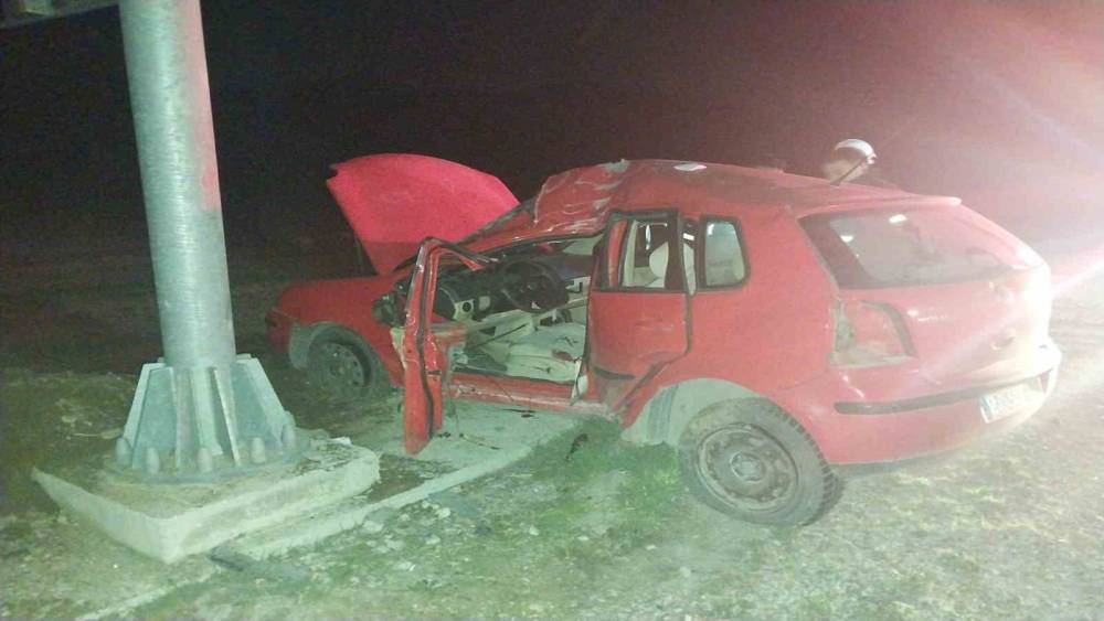 Burdur&rsquo;daki kazada ağır yaralanan 21 yaşındaki gen&ccedil; hayatını kaybetti
