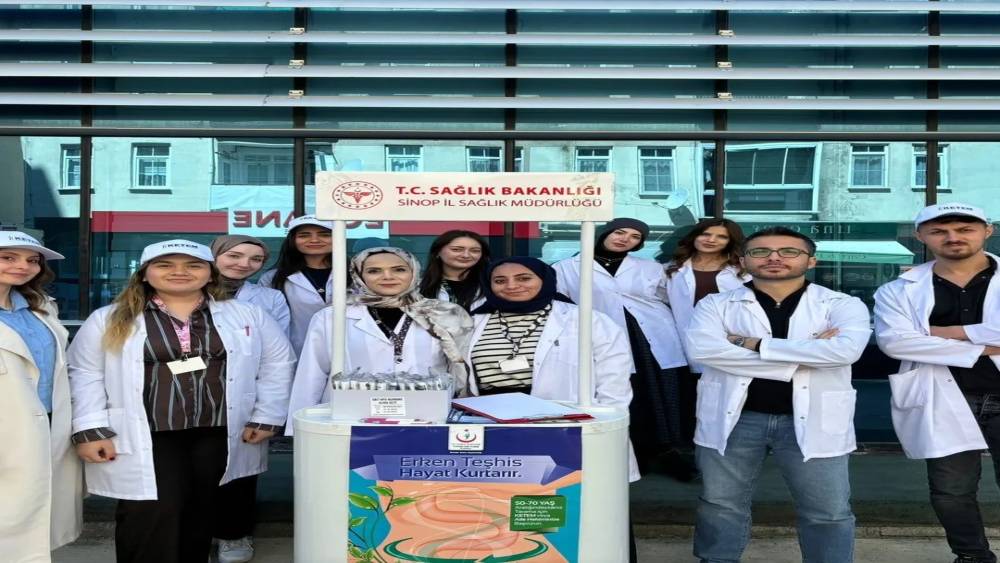 Sinop&rsquo;ta hemşire adayları kansere dikkat &ccedil;ekti
