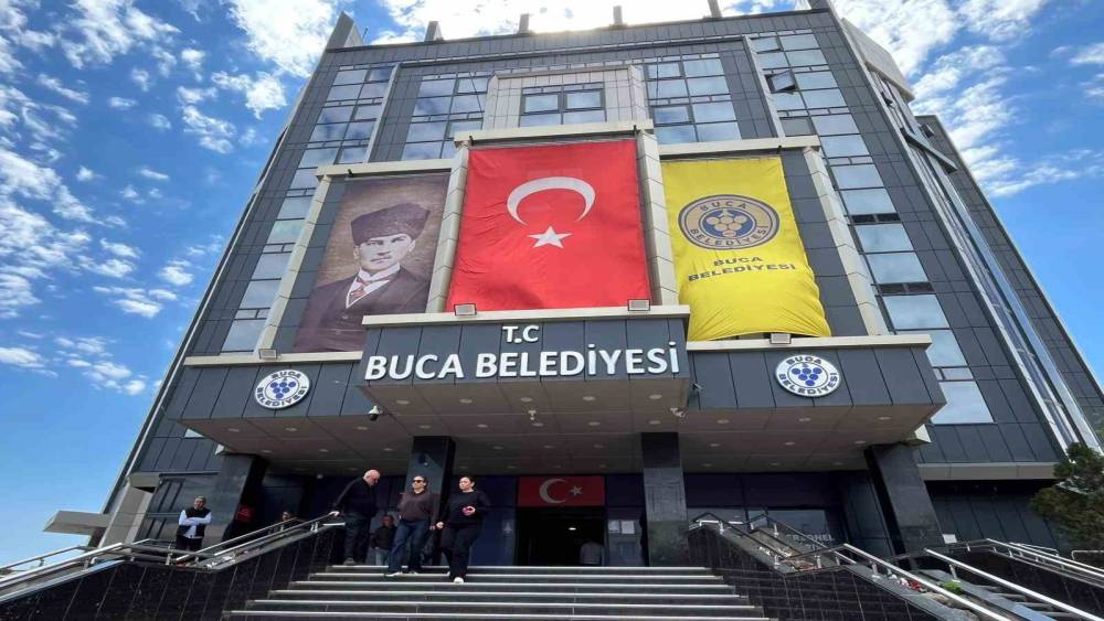 SGK&rsquo;dan Buca Belediyesine &rsquo;bankamatik personeli&rsquo; incelemesi
