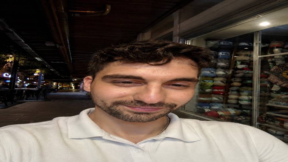 Havuzda epilepsi krizi ge&ccedil;iren gen&ccedil; hayatını kaybetti
