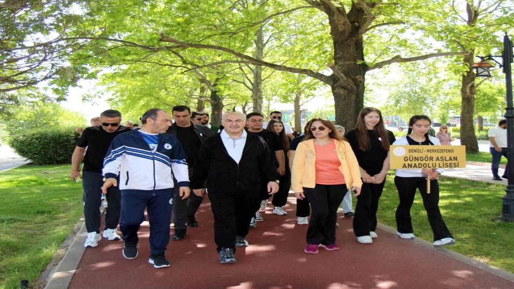 Denizli sağlık i&ccedil;in hareket etti
