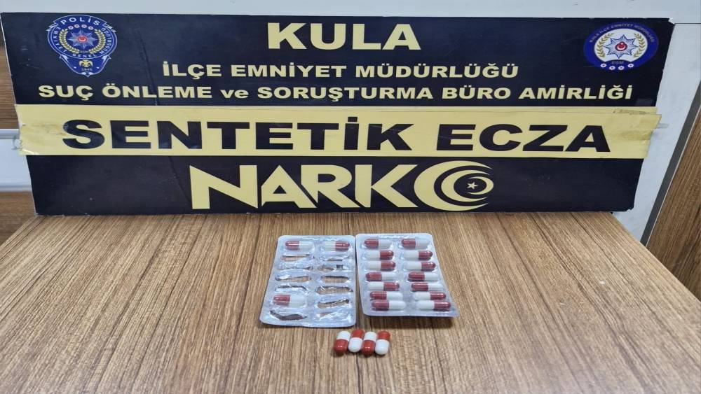 Kula&rsquo;da uyuşturucu ve aranan şahıslara y&ouml;nelik operasyon
