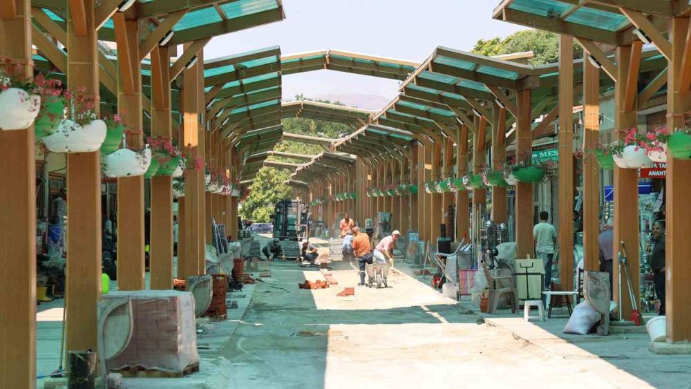 Kırşehir&rsquo;de tarihi &ccedil;arşılar gurbet&ccedil;i sezonuna hazırlanıyor
