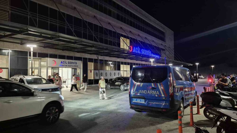 Bodrum&rsquo;da havuz kimyasalından sızıntı: 15 kişi hastaneye kaldırıldı
