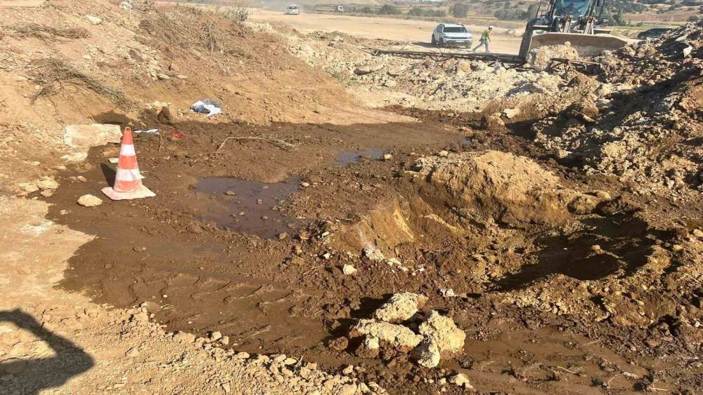 Bilecik&rsquo;te kep&ccedil;e NATO boru hattını patlattı
