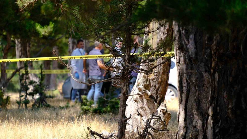 Kayıp olarak aranan kadın ormanlık alanda &ouml;l&uuml; bulundu
