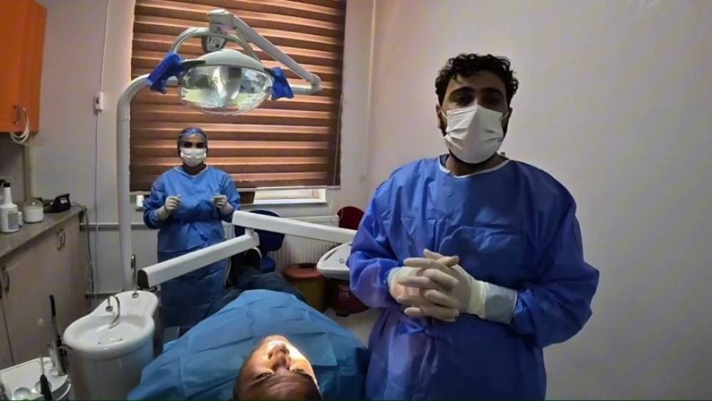Bitlis Ağız ve Diş Sağlığı Merkezi&rsquo;nde implant cerrahisi hizmeti başladı

