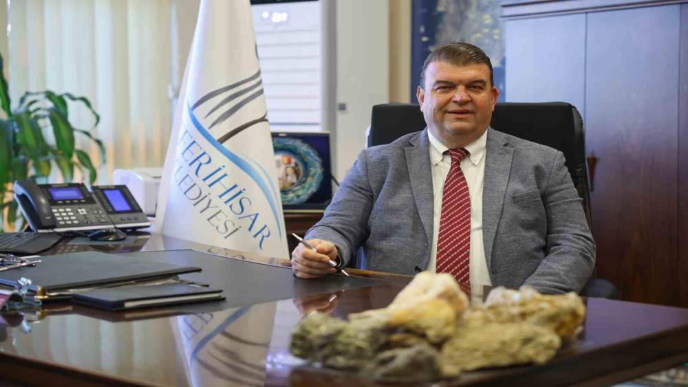 Başkan Yetişkin&rsquo;den sevgilisine: "Uğur D&uuml;ndar gelecek 1 saat avutmam lazım"
