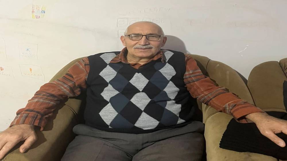 &Uuml;z&uuml;m toplamak i&ccedil;in &ccedil;ıktığı merdivenden d&uuml;şen yaşlı adam hayatını kaybetti

