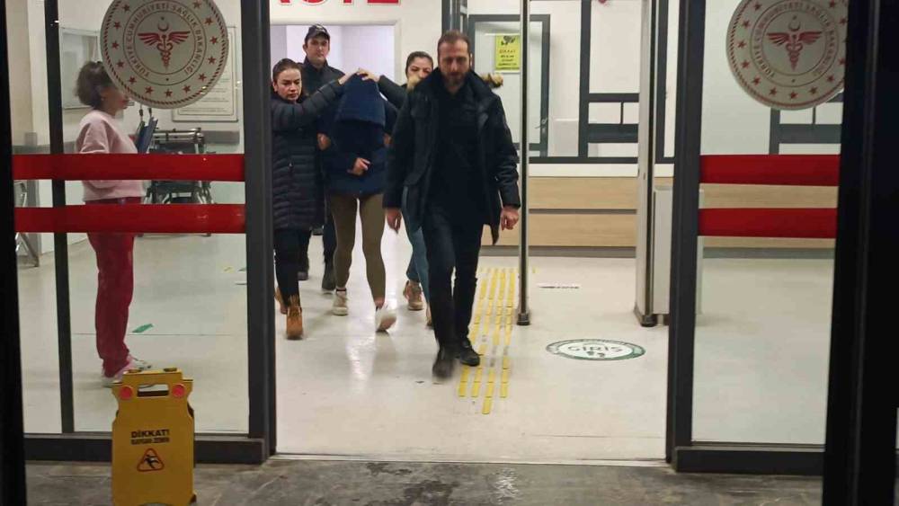 Güllü’nün ölümüyle ilgili soruşturmada gözaltına alınan aralarında kızının da bulunduğu 3 kişi Yalova’ya getirildi
