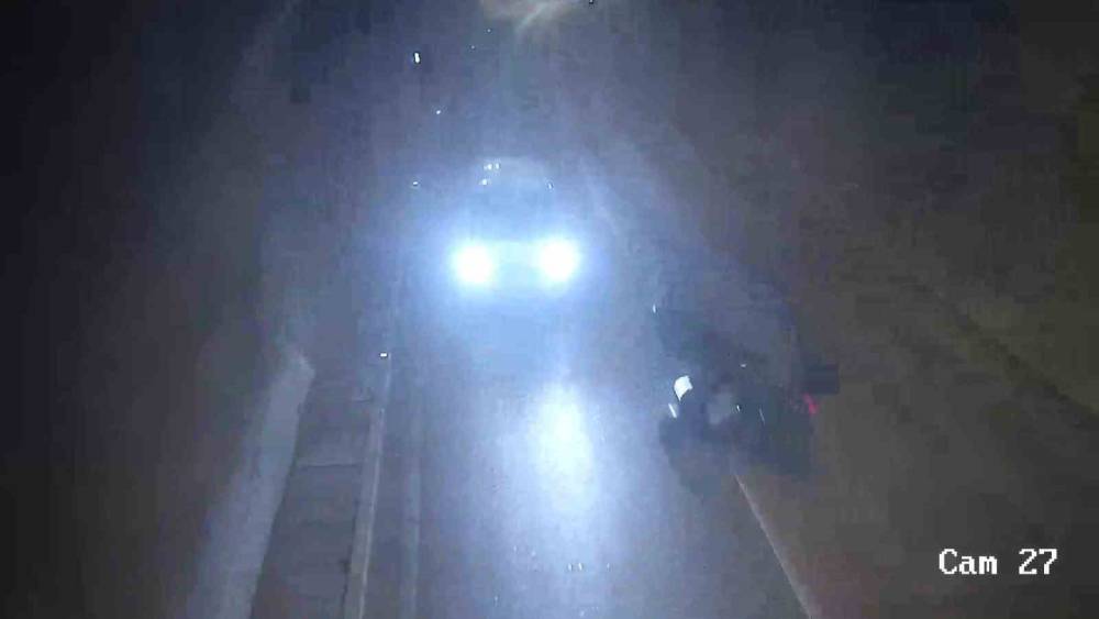 Motosiklet t&uuml;nelde sollama yaparken devrildi
