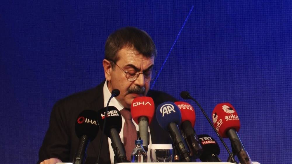 Bakan Tekin: "MEB, toplumda karşı karşıya kaldığımız b&uuml;t&uuml;n sorunların &ccedil;&ouml;z&uuml;m&uuml; noktasında rol &uuml;stlenmek zorunda olan bir bakanlık"
