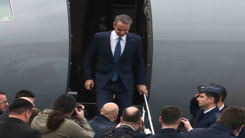 Yunanistan Başbakanı Mi&ccedil;otakis, Cumhurbaşkanı Erdoğan ile g&ouml;r&uuml;şmek &uuml;zere Ankara&rsquo;da
