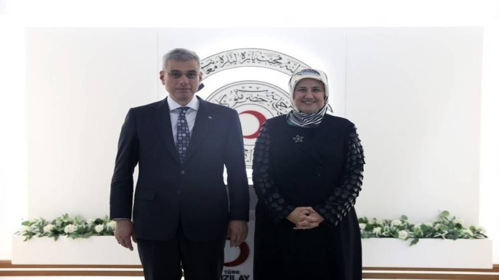 Bakan Memişoğlu: "Milletimize hizmet eden T&uuml;rk Kızılay ile g&uuml;&ccedil; birliğimizi s&uuml;rd&uuml;receğiz"
