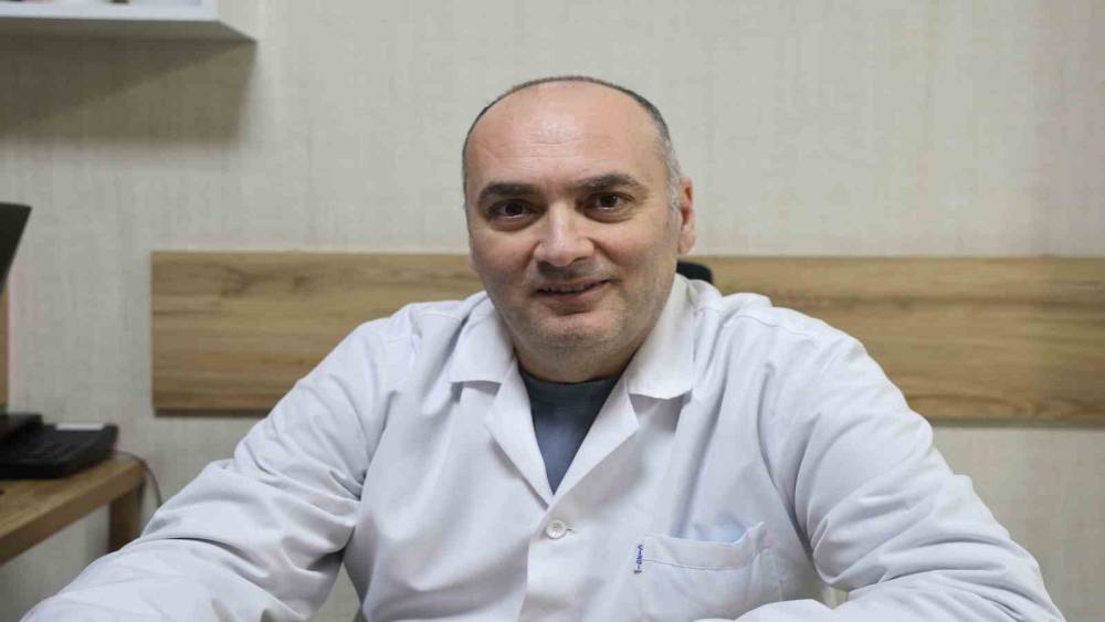 Op. Dr. Baysal: "&Ouml;zellikle gen&ccedil;lerde son 5 yılda rektum kanseri 4 kat, kalın bağırsak kanseri 2 kat daha fazla g&ouml;r&uuml;lmeye başlanmıştır"
