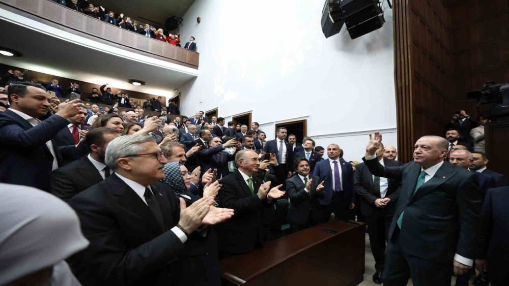 Cumhurbaşkanı Erdoğan: "Emeklilerimizin bu ayki emekli maaş &ouml;demelerini &ouml;ne &ccedil;ekerek 14 Mart&rsquo;tan itibaren &ouml;demeye başlıyoruz
