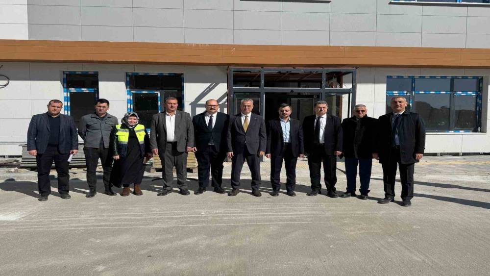 60 yataklı Dicle Devlet Hastanesi&rsquo;nin yapımının y&uuml;zde 95&rsquo;i tamamlandı
