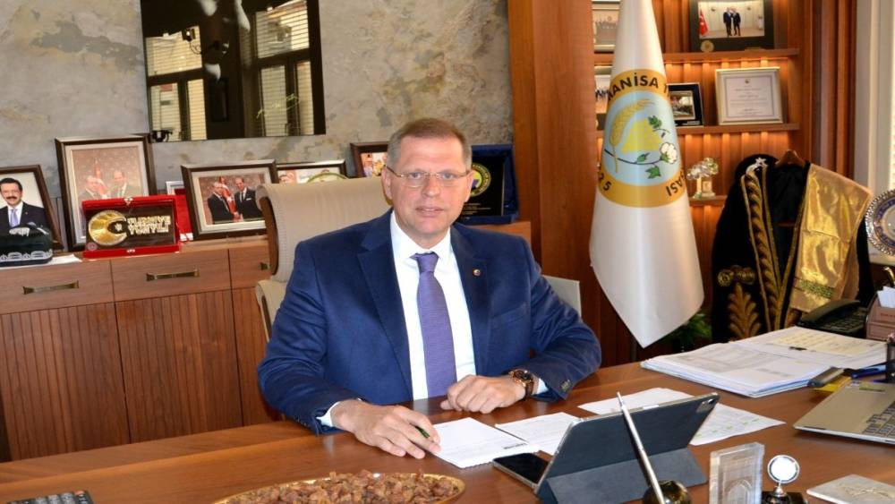 D&uuml;nya kuru &uuml;z&uuml;m&uuml;n&uuml;n kalbi Manisa&rsquo;da atıyor
