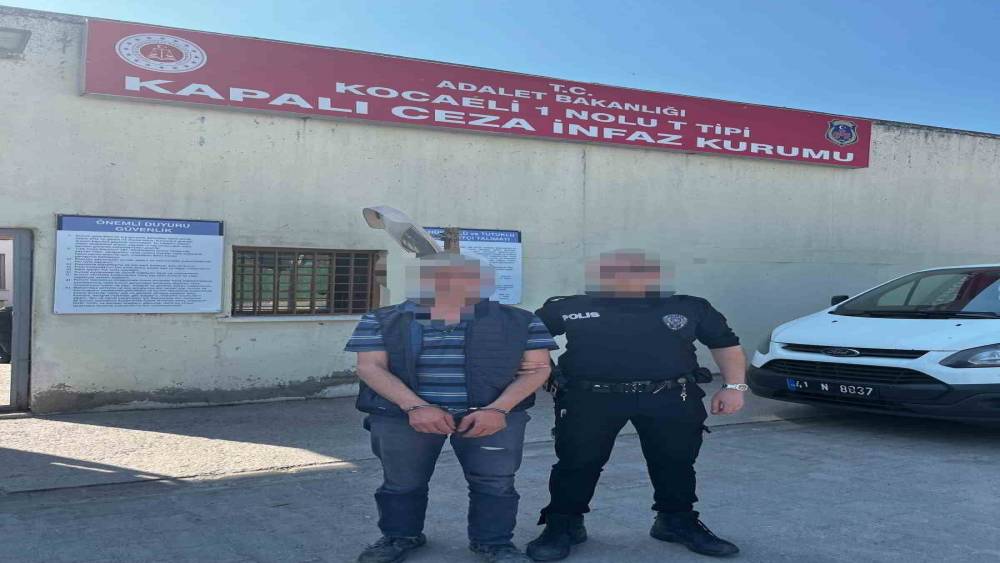 Uzaklaştırma kararını hi&ccedil;e saydı, polise direndi
