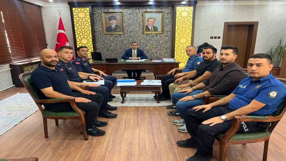 Bozkır&rsquo;da uyuşturucu ve bağımlılıkla m&uuml;cadele toplantısı
