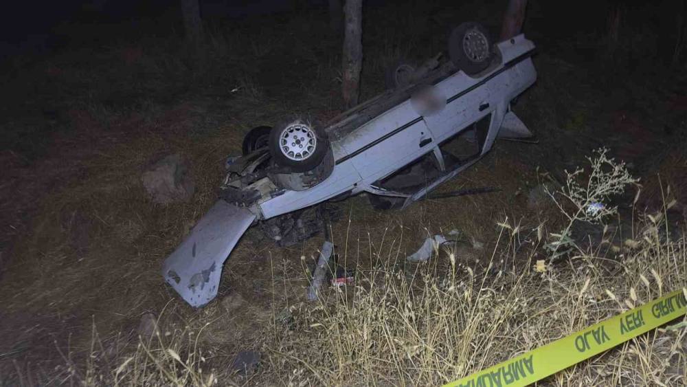 Şanlıurfa&rsquo;da bir hafta &ouml;nce evlenen gen&ccedil; kazada &ouml;ld&uuml;, 4 kişi yaralandı
