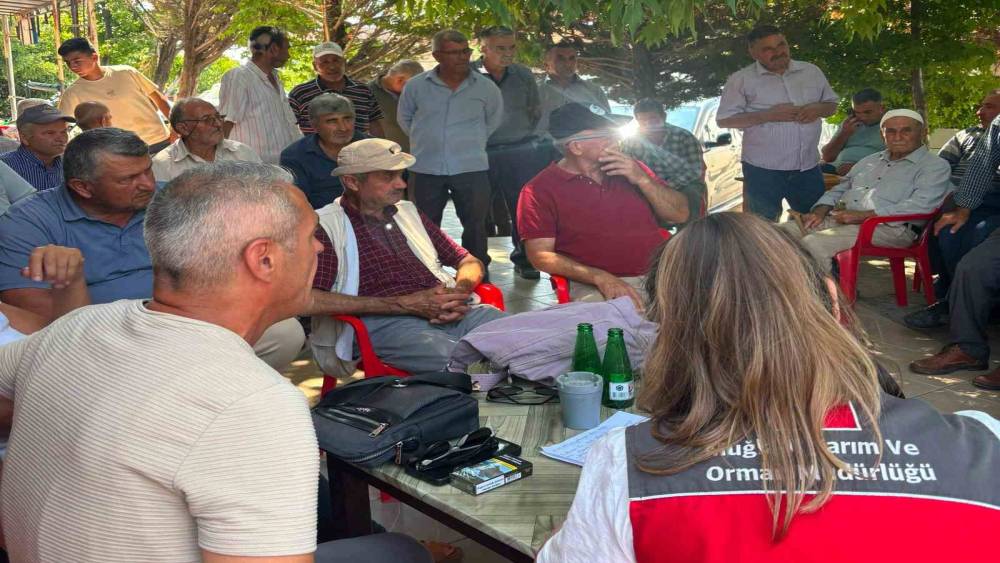 Seydikemer&rsquo;de &uuml;reticilere tarımsal bilgilendirme eğitimi
