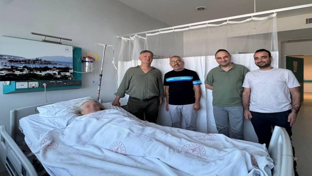 MEAH&rsquo;ta lazerle iki kritik operasyon başarıyla ger&ccedil;ekleştirildi
