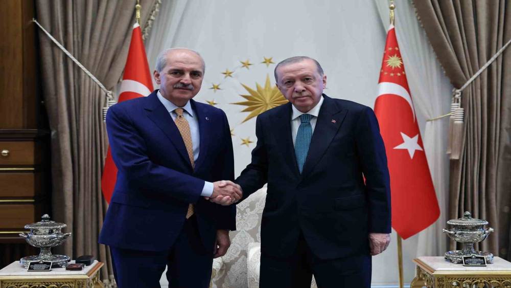 Cumhurbaşkanı Erdoğan, TBMM Başkanı Kurtulmuş&rsquo;u Cumhurbaşkanlığı K&uuml;lliyesinde kabul etti.
