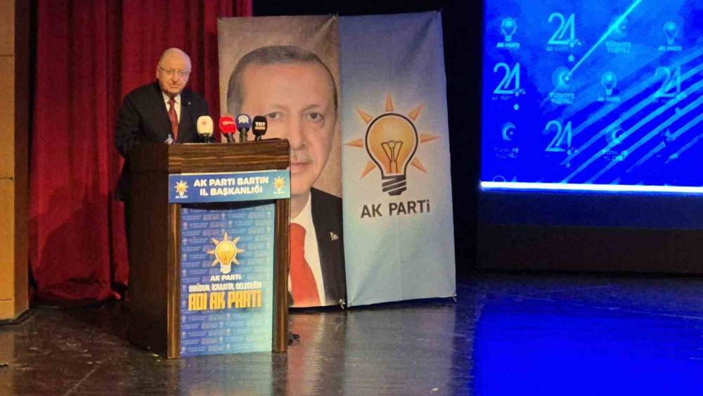 Bakan G&uuml;ler: "Milli Dayanışma ve Toplumsal B&uuml;t&uuml;nleşmenin G&uuml;&ccedil;lendirilmesine Dair Kanun&rsquo;la &rsquo;Ter&ouml;rs&uuml;z T&uuml;rkiye&rsquo; hedefine ulaşmaya y&ouml;nelik tarihi bir adım atılmıştır"
