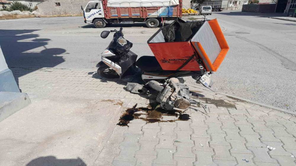 Karapınar&rsquo;da otomobil ve motosiklet &ccedil;arpıştı: 1 yaralı
