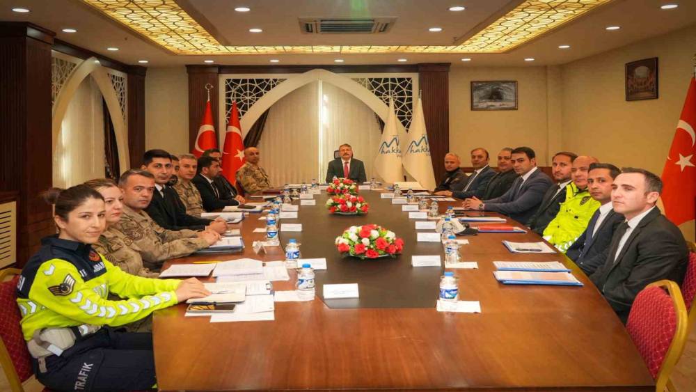 Hakkari’de asayiş toplantısı düzenlendi
