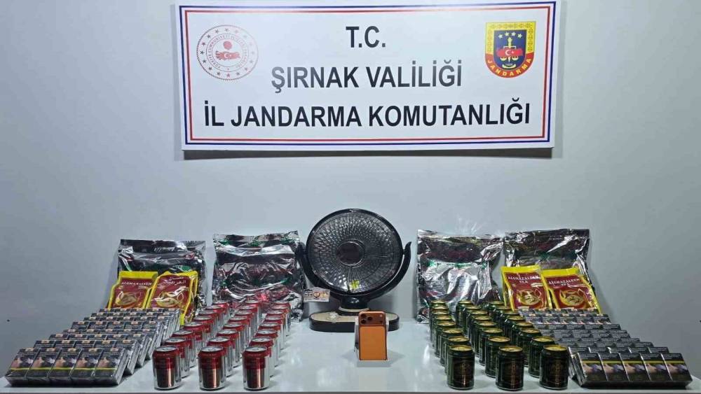 Şırnak&rsquo;ta jandarma ekipleri 21 milyonluk ka&ccedil;ak &uuml;r&uuml;n ele ge&ccedil;irdi
