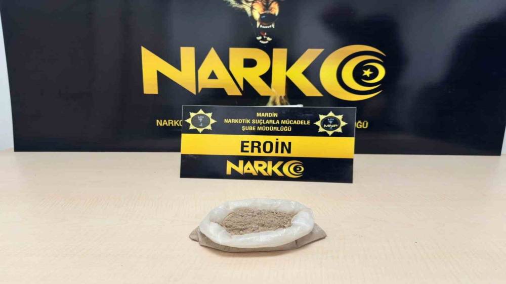 Mardin&rsquo;de d&uuml;zenlenen uyuşturucu operasyonunda 4 ş&uuml;pheli yakalandı
