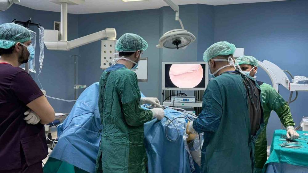 Kahta Devlet Hastanesi&rsquo;nde Artroskopik Menisk&uuml;s ameliyatı başarıyla ger&ccedil;ekleştirildi
