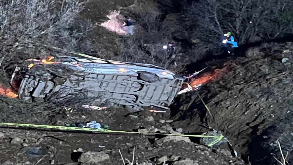 Malatya&rsquo;da iş&ccedil;i servisi devrildi: 2 &ouml;l&uuml;, 10 yaralı
