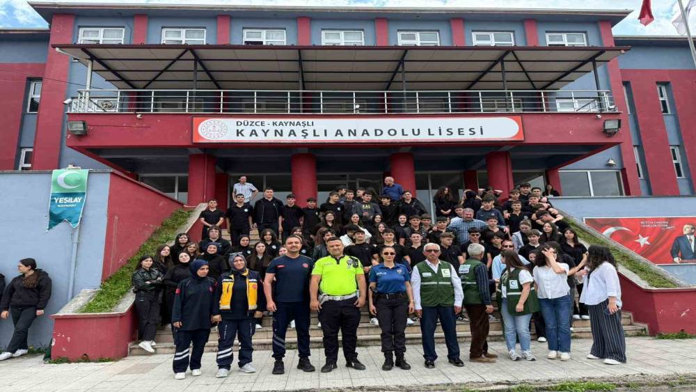 Sigaranın zararlarına dikkat &ccedil;ektiler
