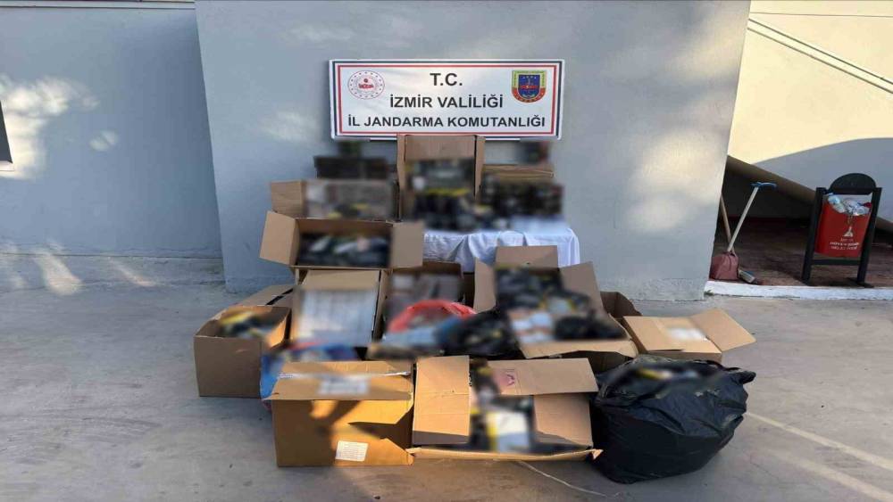 İzmir&rsquo;de jandarmadan ka&ccedil;ak t&uuml;t&uuml;n operasyonu: 250 bin TL&rsquo;lik &uuml;r&uuml;n ele ge&ccedil;irildi
