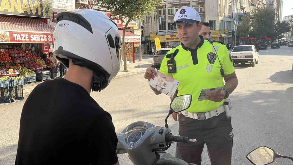 Elazığ&rsquo;da motosiklet s&uuml;r&uuml;c&uuml;lerine sıkı denetim
