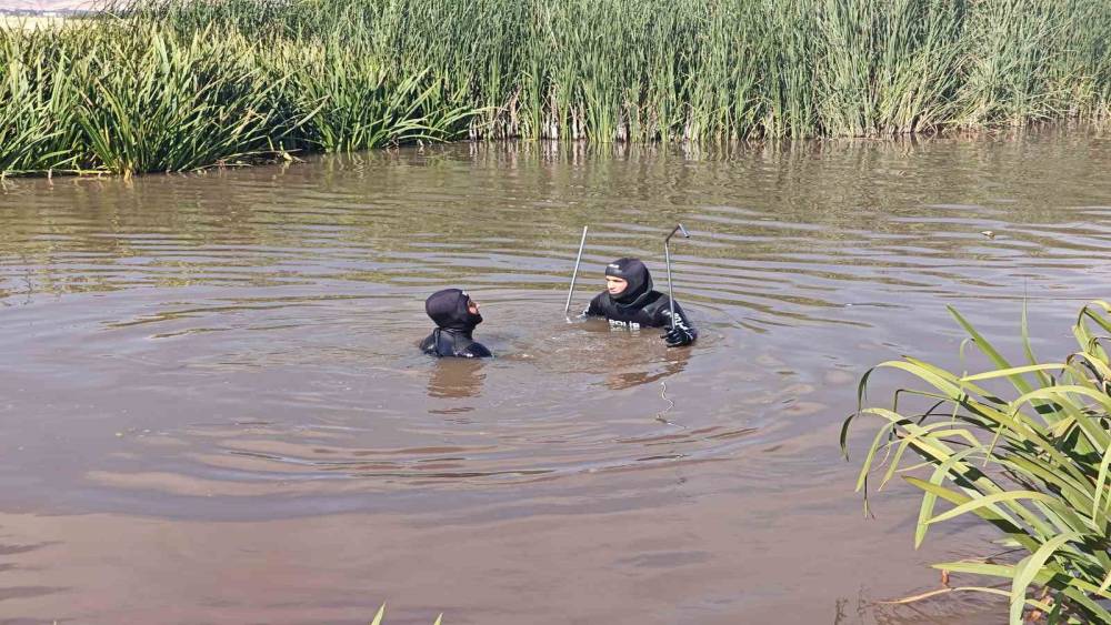 Muş&rsquo;ta kayıp Suat Balkaya i&ccedil;in Karasu Nehri&rsquo;nde arama
